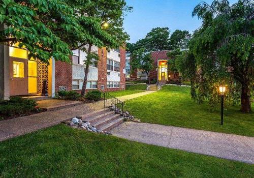 Entrance to a residential building at Willow Bend apartments for rent in Philadelphia, PA